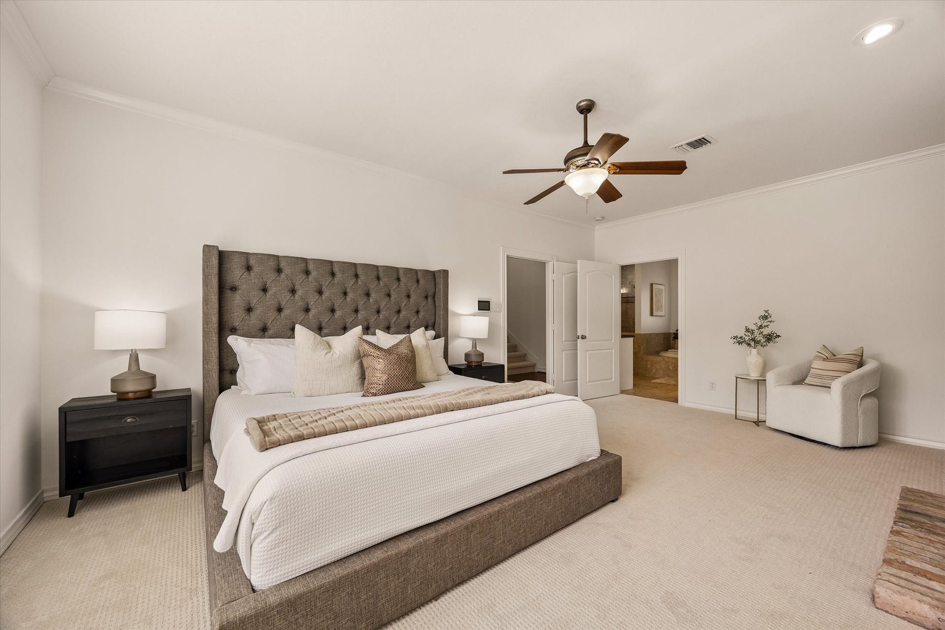 6512 Minola Street, Houston, TX 77007 6512 Minola Street, Houston, TX 77007