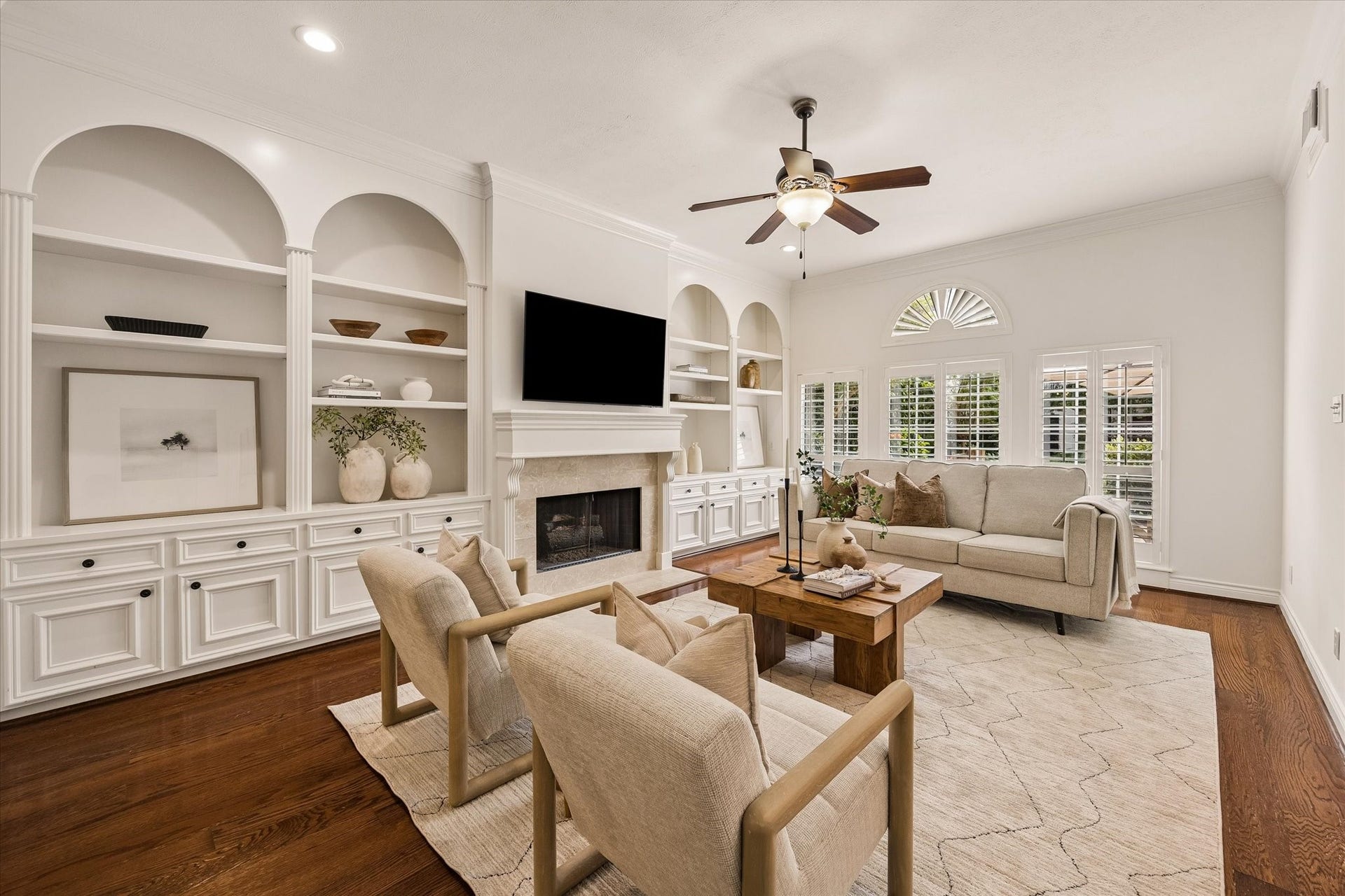 6512 Minola Street, Houston, TX 77007 6512 Minola Street, Houston, TX 77007