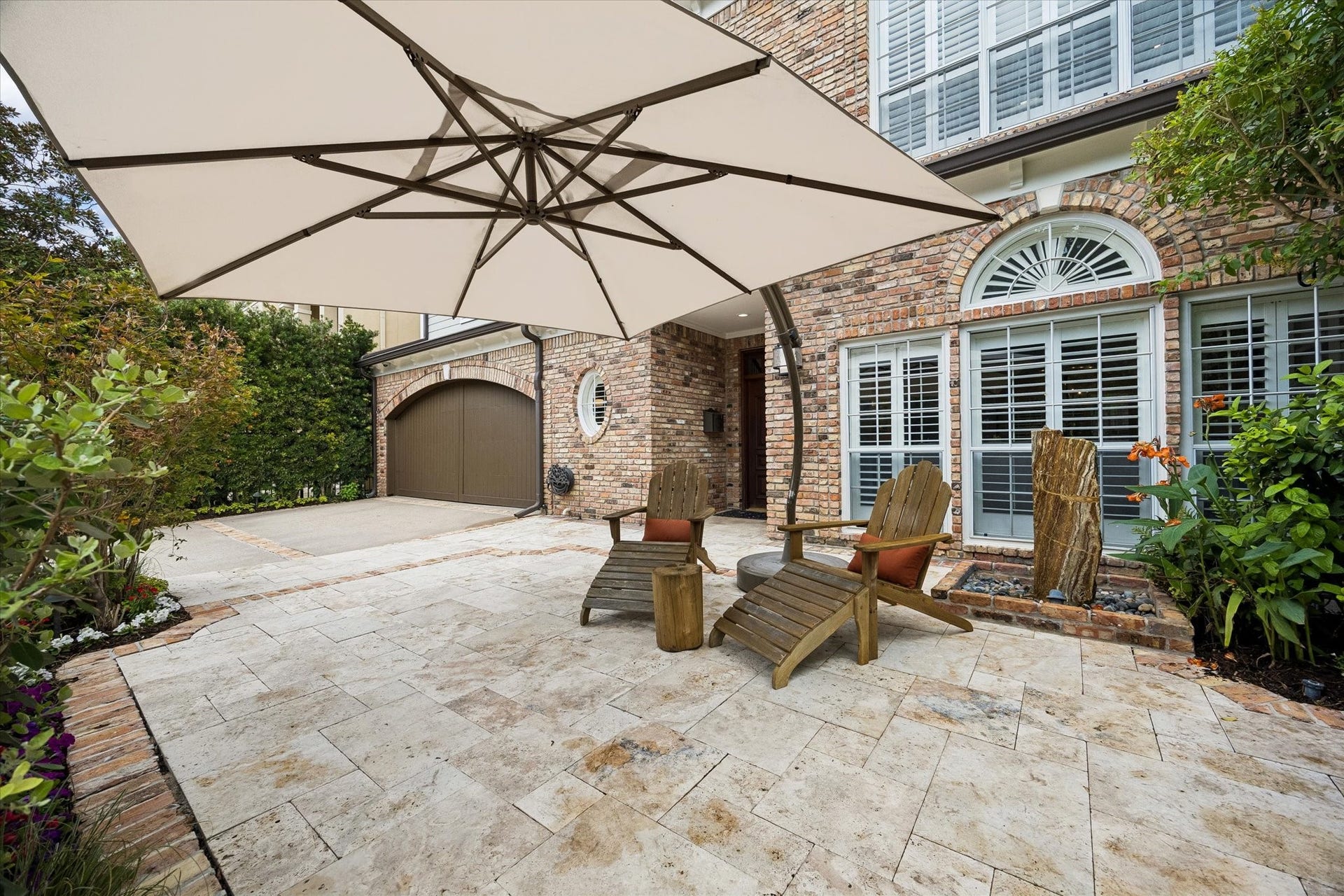 6512 Minola Street, Houston, TX 77007 6512 Minola Street, Houston, TX 77007