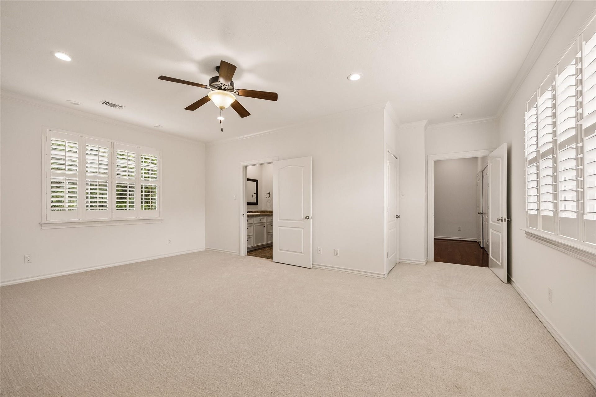 6512 Minola Street, Houston, TX 77007 6512 Minola Street, Houston, TX 77007