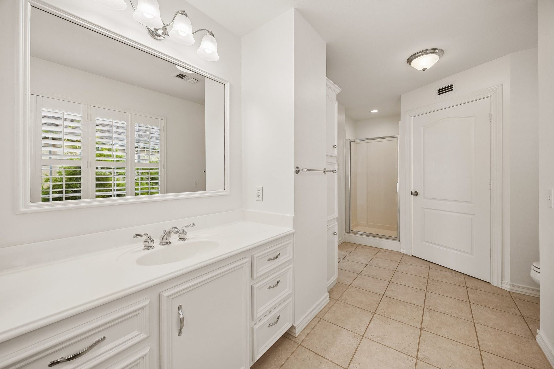 6512 Minola Street, Houston, TX 77007 6512 Minola Street, Houston, TX 77007