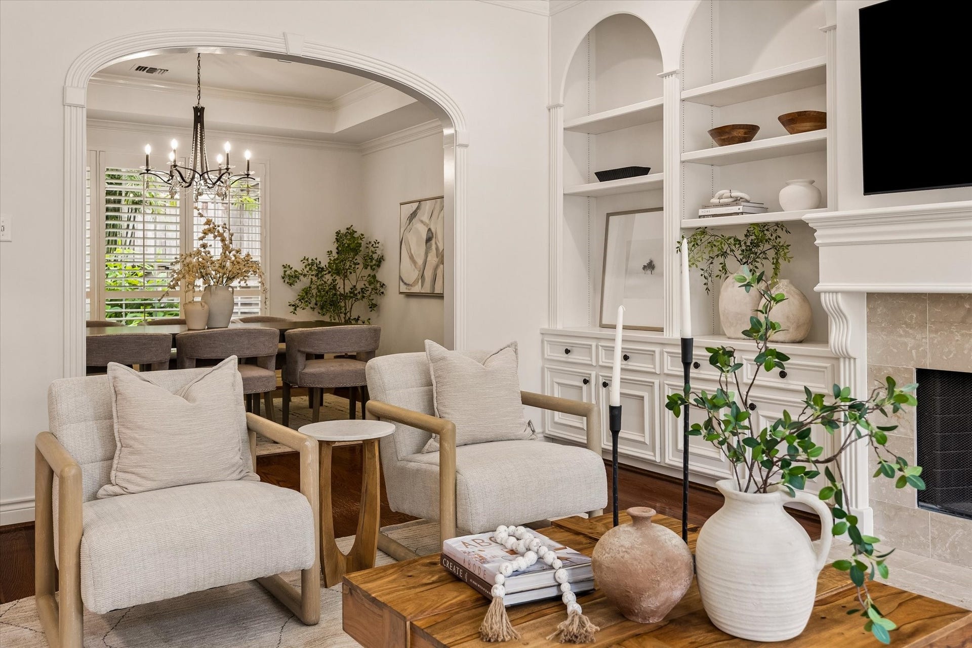 6512 Minola Street, Houston, TX 77007 6512 Minola Street, Houston, TX 77007
