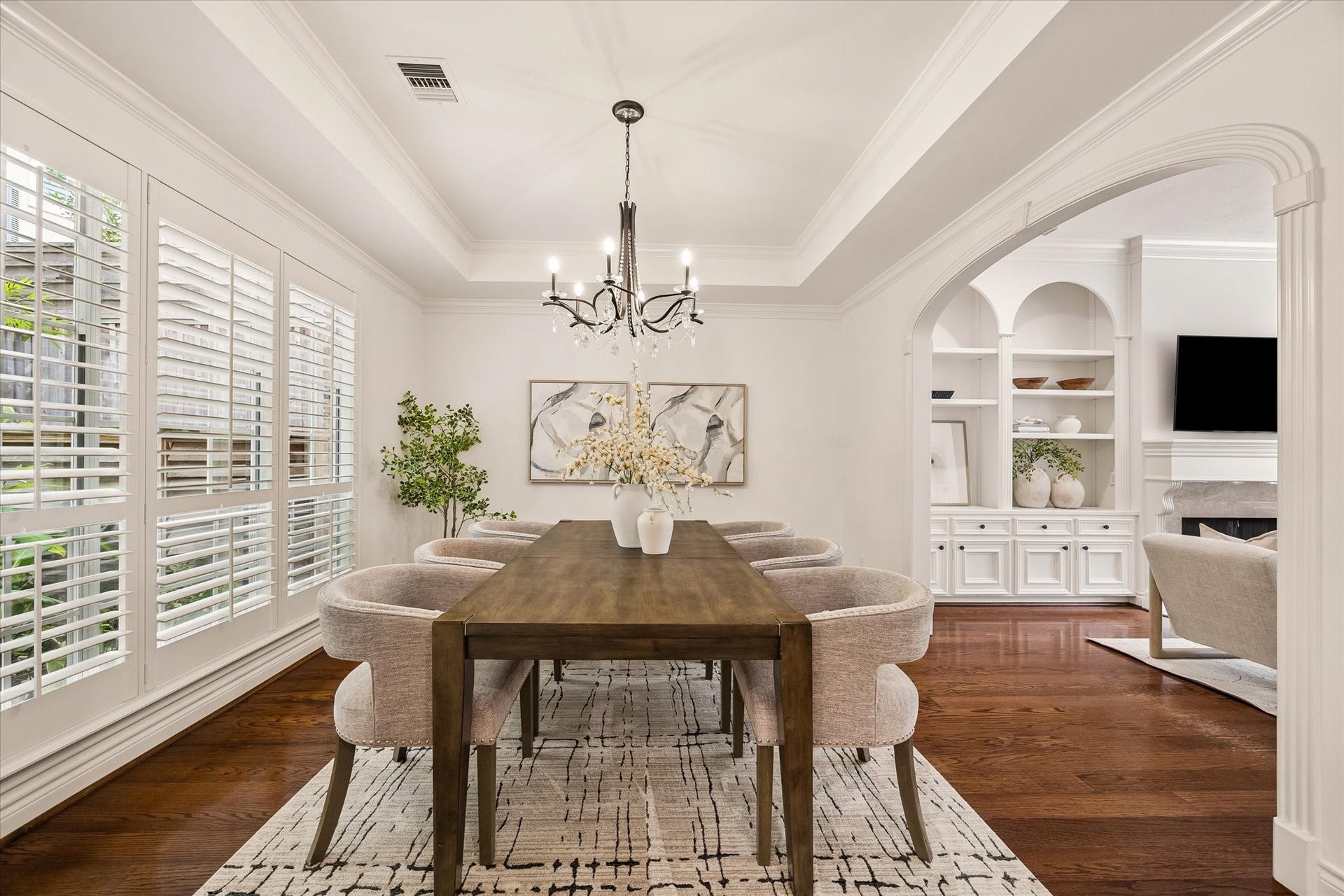 6512 Minola Street, Houston, TX 77007 6512 Minola Street, Houston, TX 77007