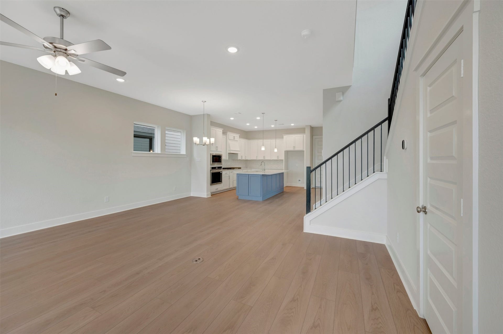 16710 Vibrant Avenue, Hockley, TX 77447