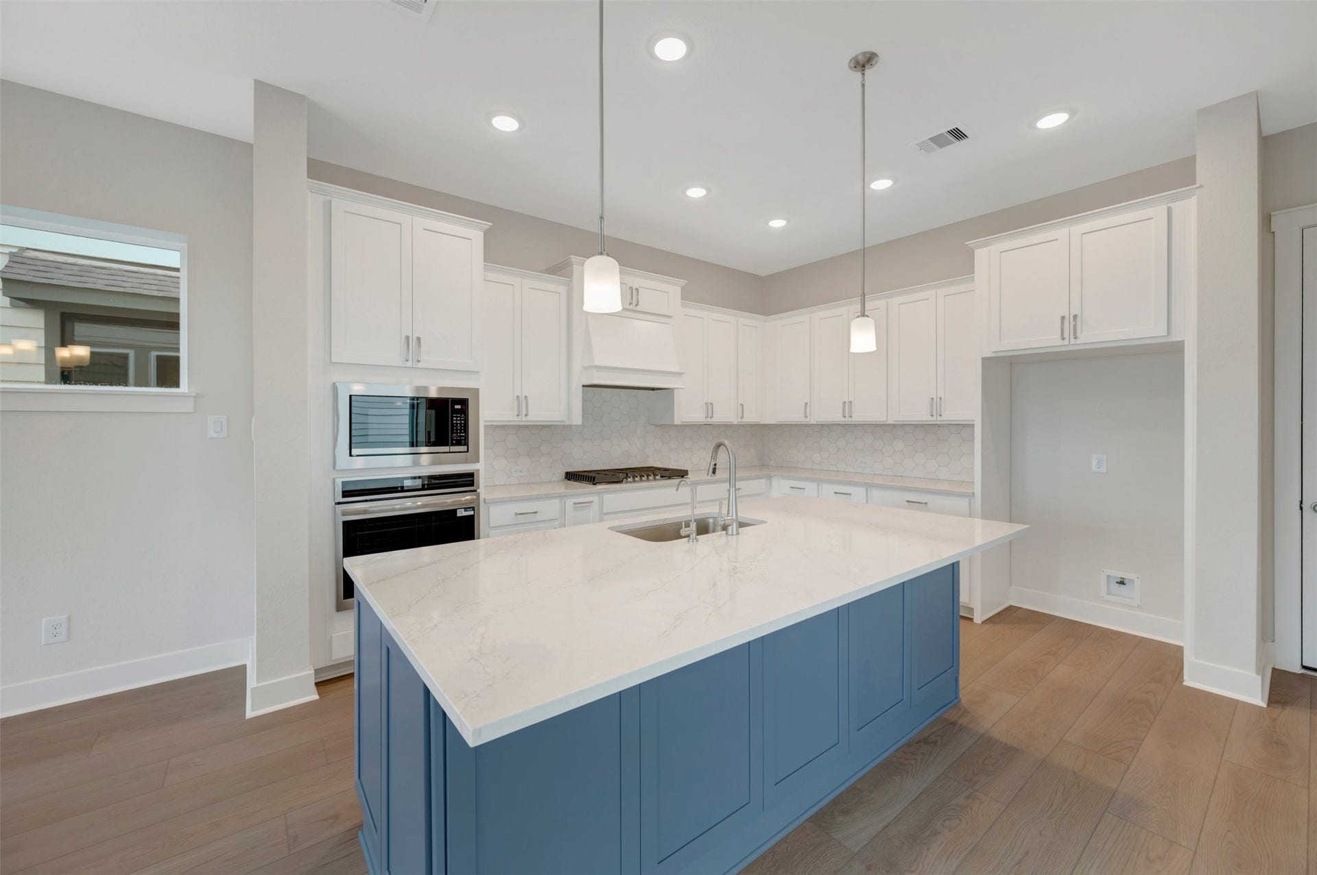 16710 Vibrant Avenue, Hockley, TX 77447