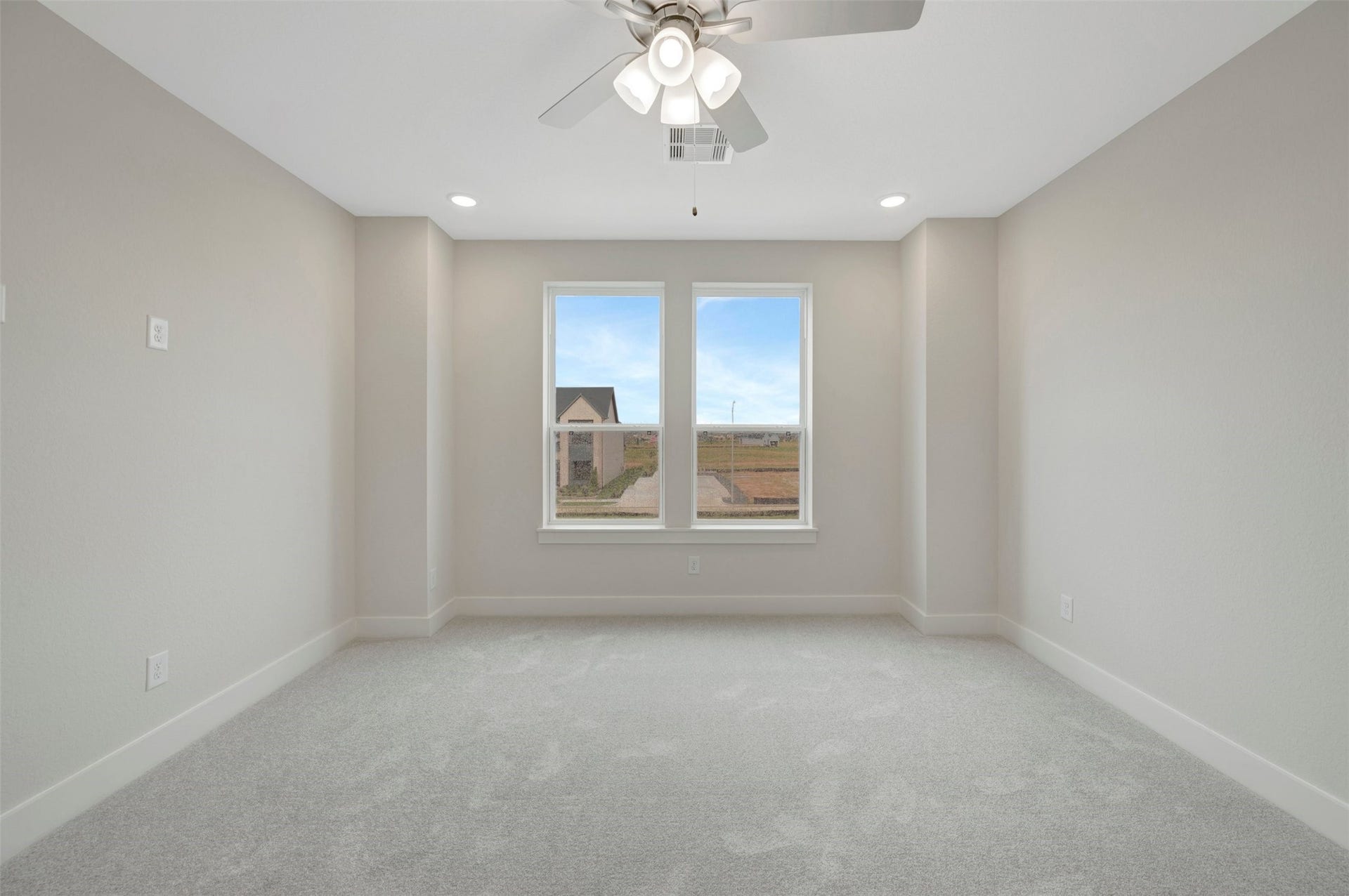 16710 Vibrant Avenue, Hockley, TX 77447