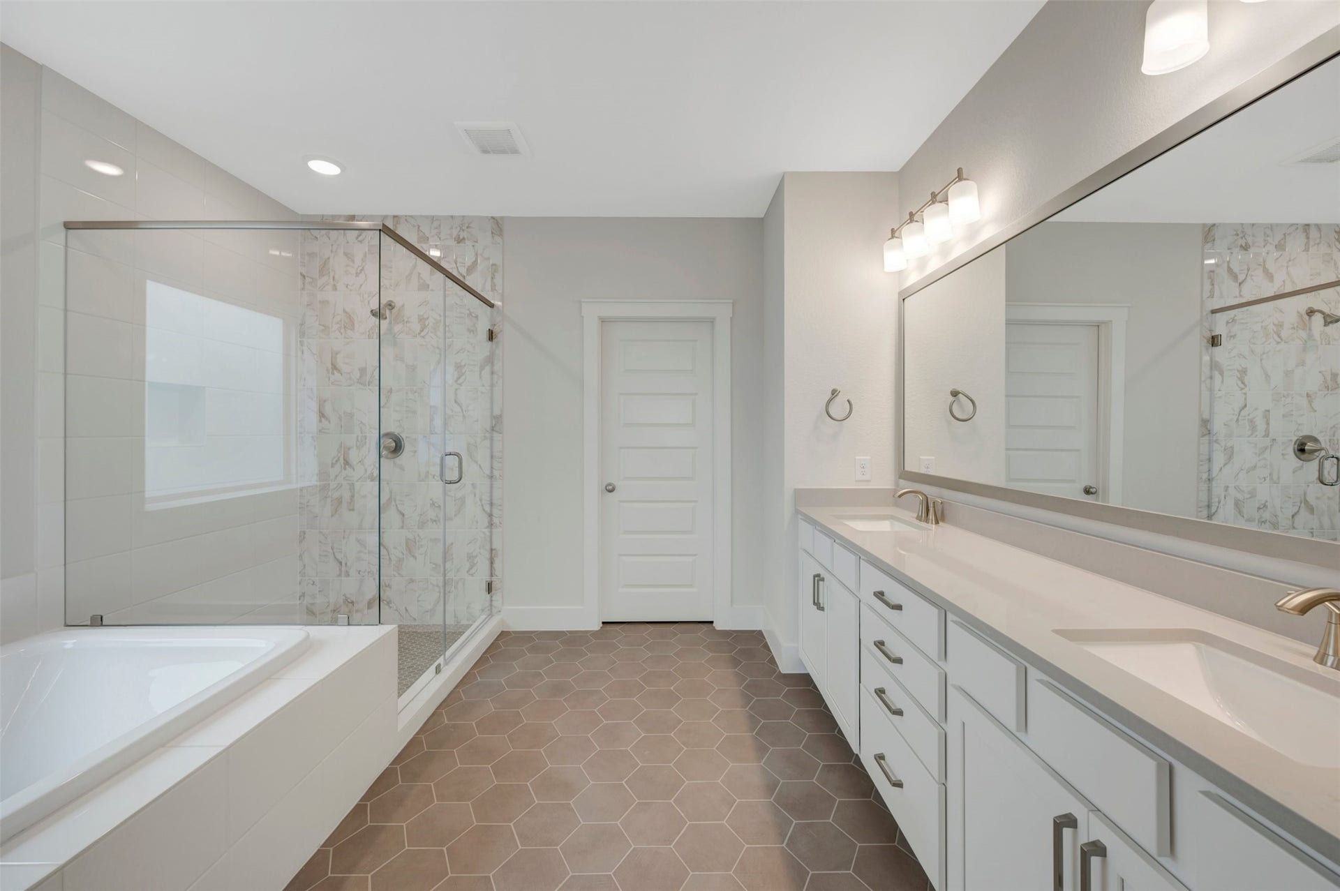 16710 Vibrant Avenue, Hockley, TX 77447