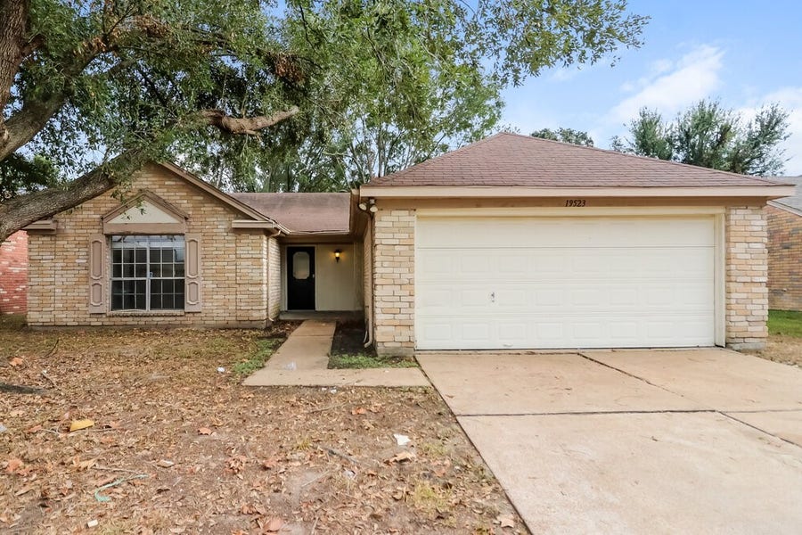 Property photo for 19523 Elmtree Estates Drive, Katy, TX