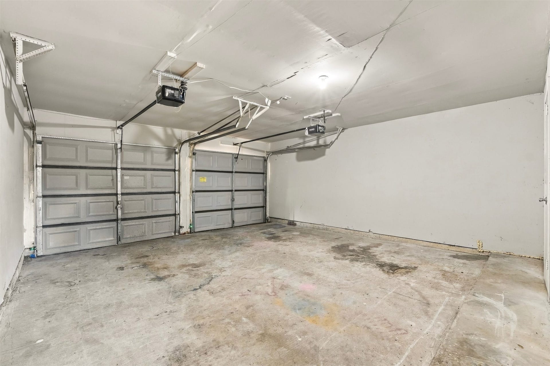 4530 Enchantedgate Drive, Spring, TX 77373 4530 Enchantedgate Drive, Spring, TX 77373
