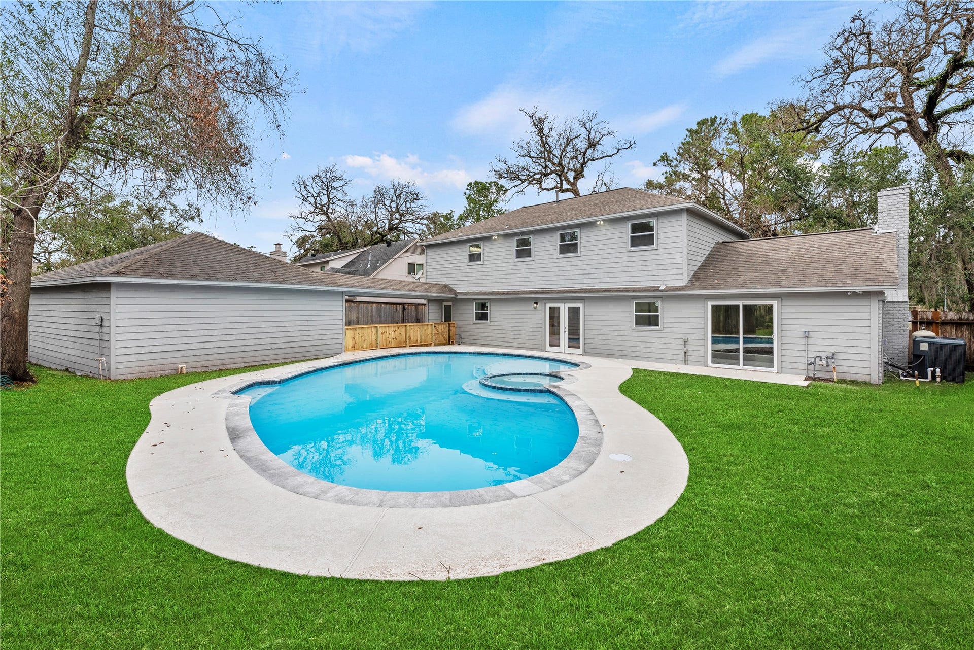 12551 Honeywood Trail, Houston, TX 77077 Grass has been enhanced to show potential.