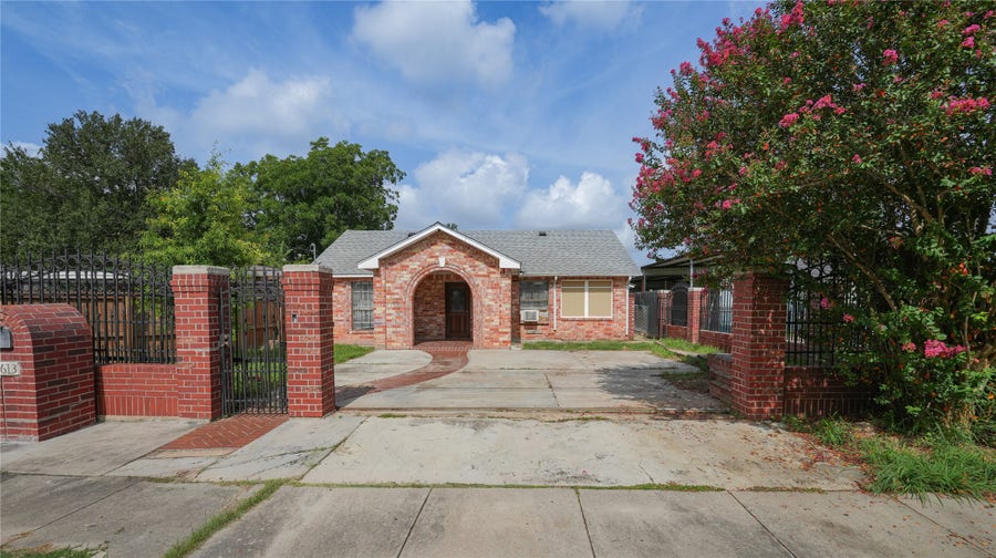 Property photo for 7613 Appleton Street, Houston, TX