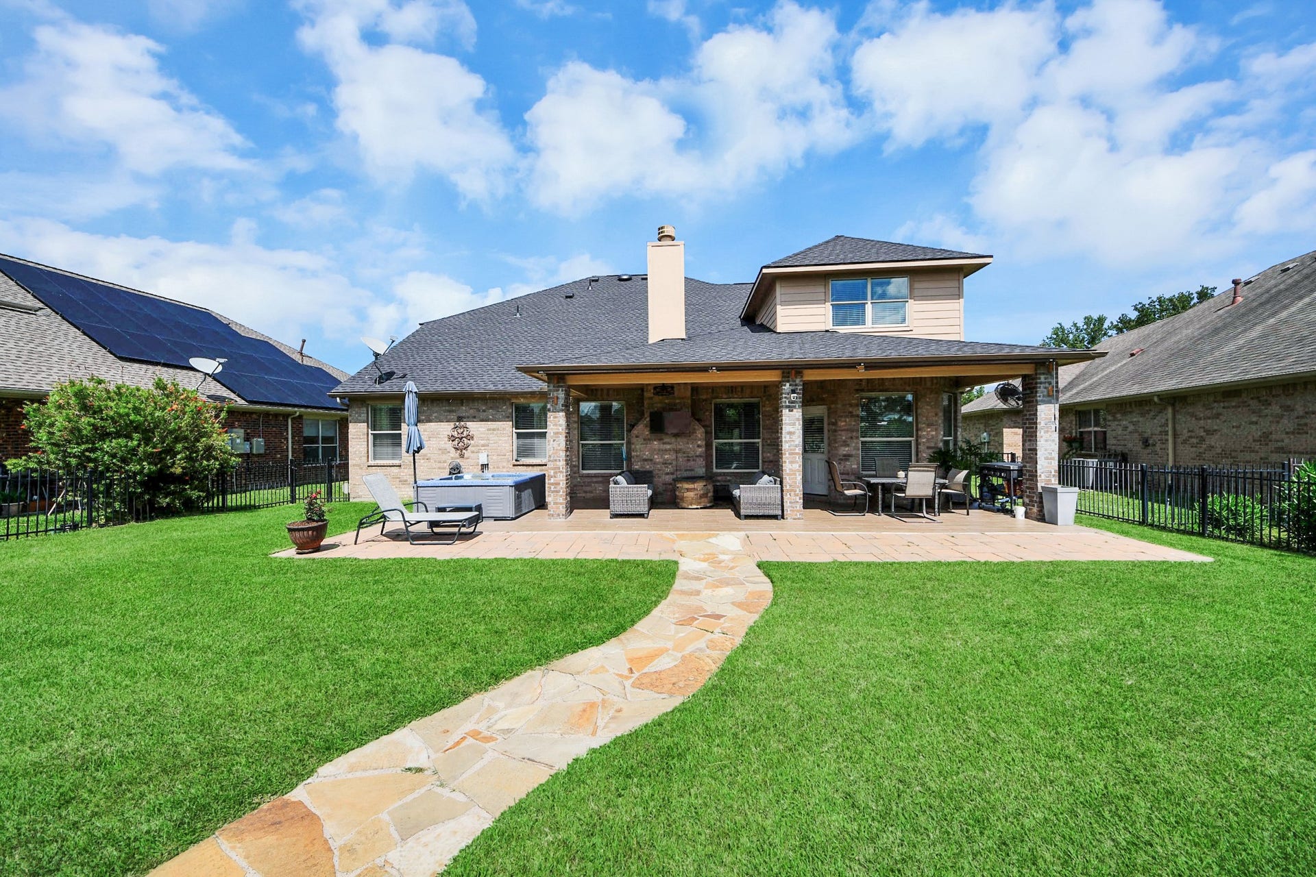 8519 E Windhaven Terrace Trail, Cypress, TX 77433 covered patio