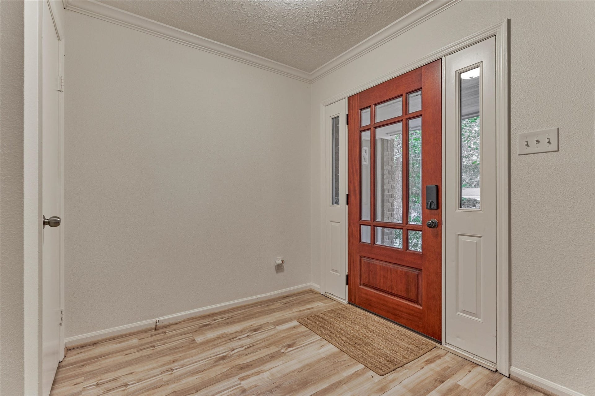 26 Sylvan Forest Drive, The Woodlands, TX 77381 26 Sylvan Forest Drive, The Woodlands, TX 77381