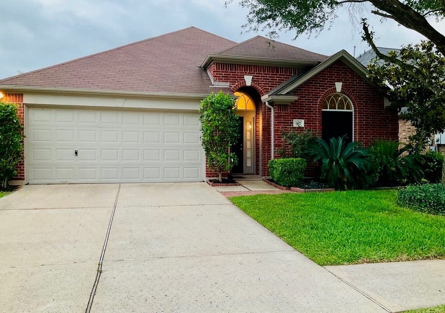 Property photo for 3227 Farrel Hill Street, Fresno, TX