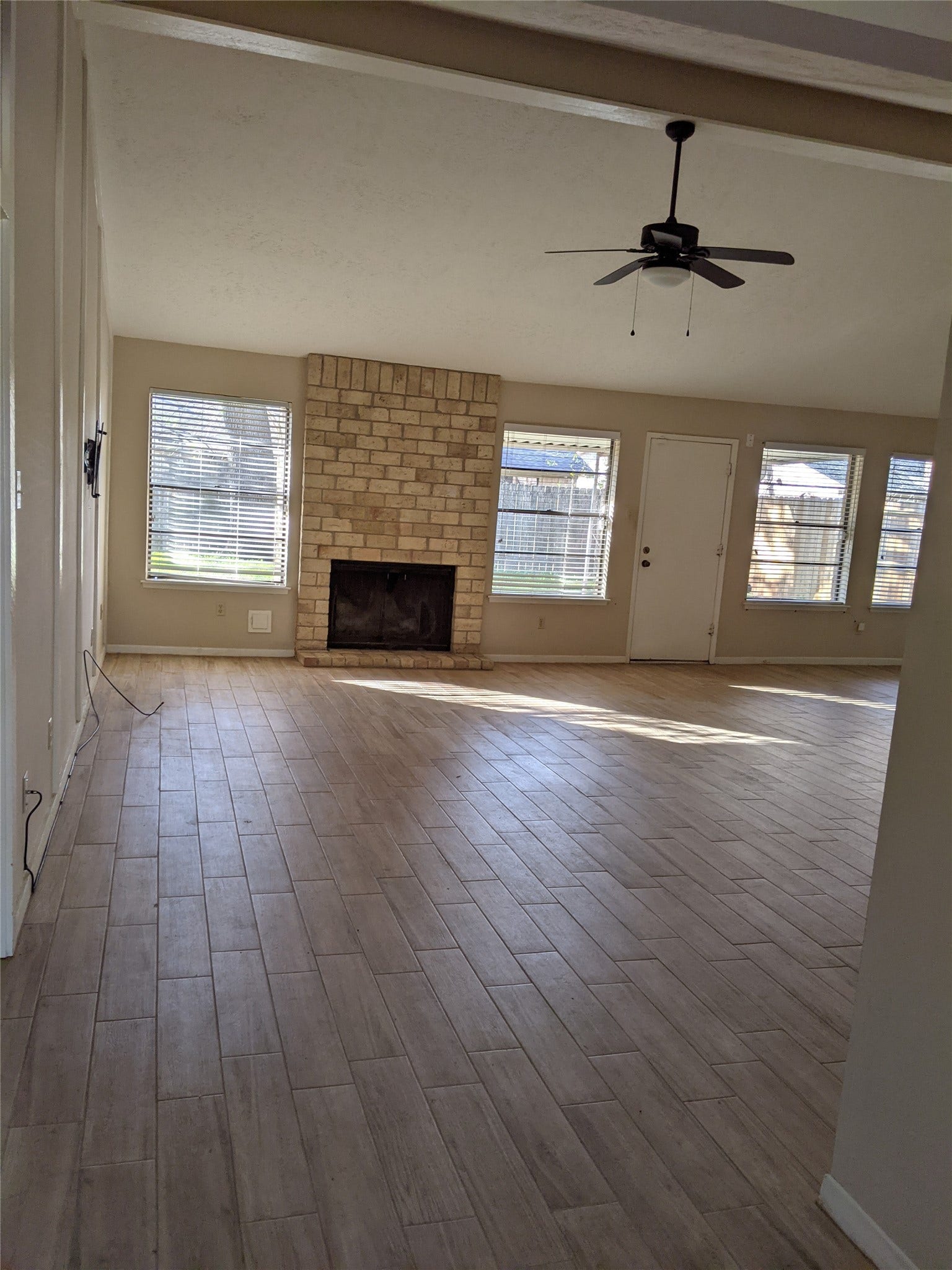 2519 Buffalo Trail, Sugar Land, TX 77479 2519 Buffalo Trail, Sugar Land, TX 77479