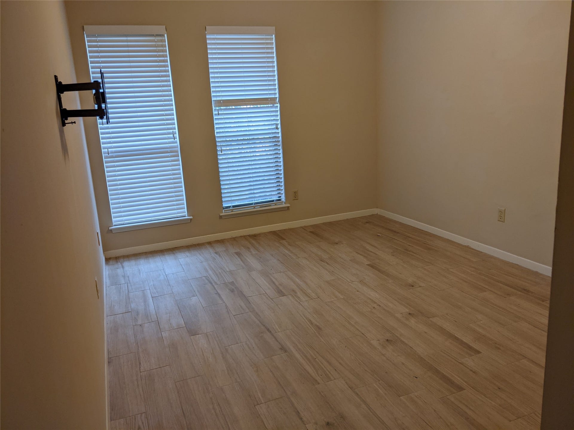 2519 Buffalo Trail, Sugar Land, TX 77479 2519 Buffalo Trail, Sugar Land, TX 77479