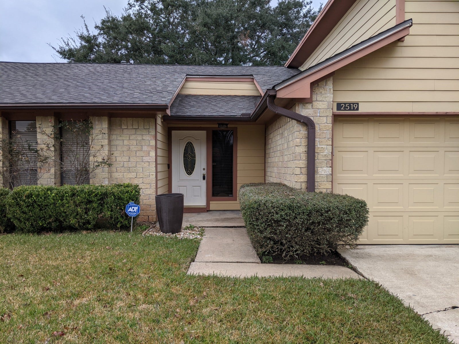 2519 Buffalo Trail, Sugar Land, TX 77479 2519 Buffalo Trail, Sugar Land, TX 77479