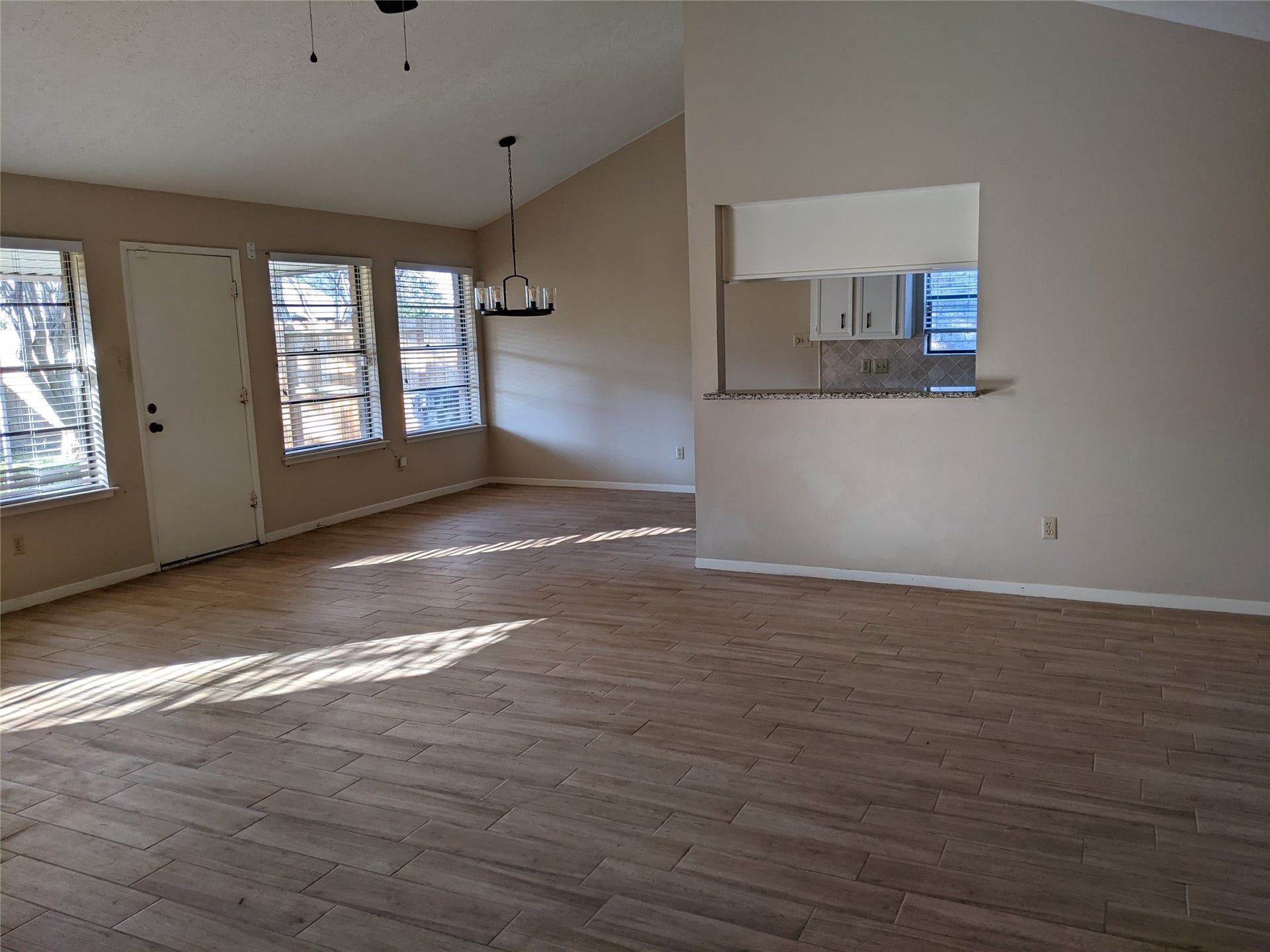 2519 Buffalo Trail, Sugar Land, TX 77479 2519 Buffalo Trail, Sugar Land, TX 77479