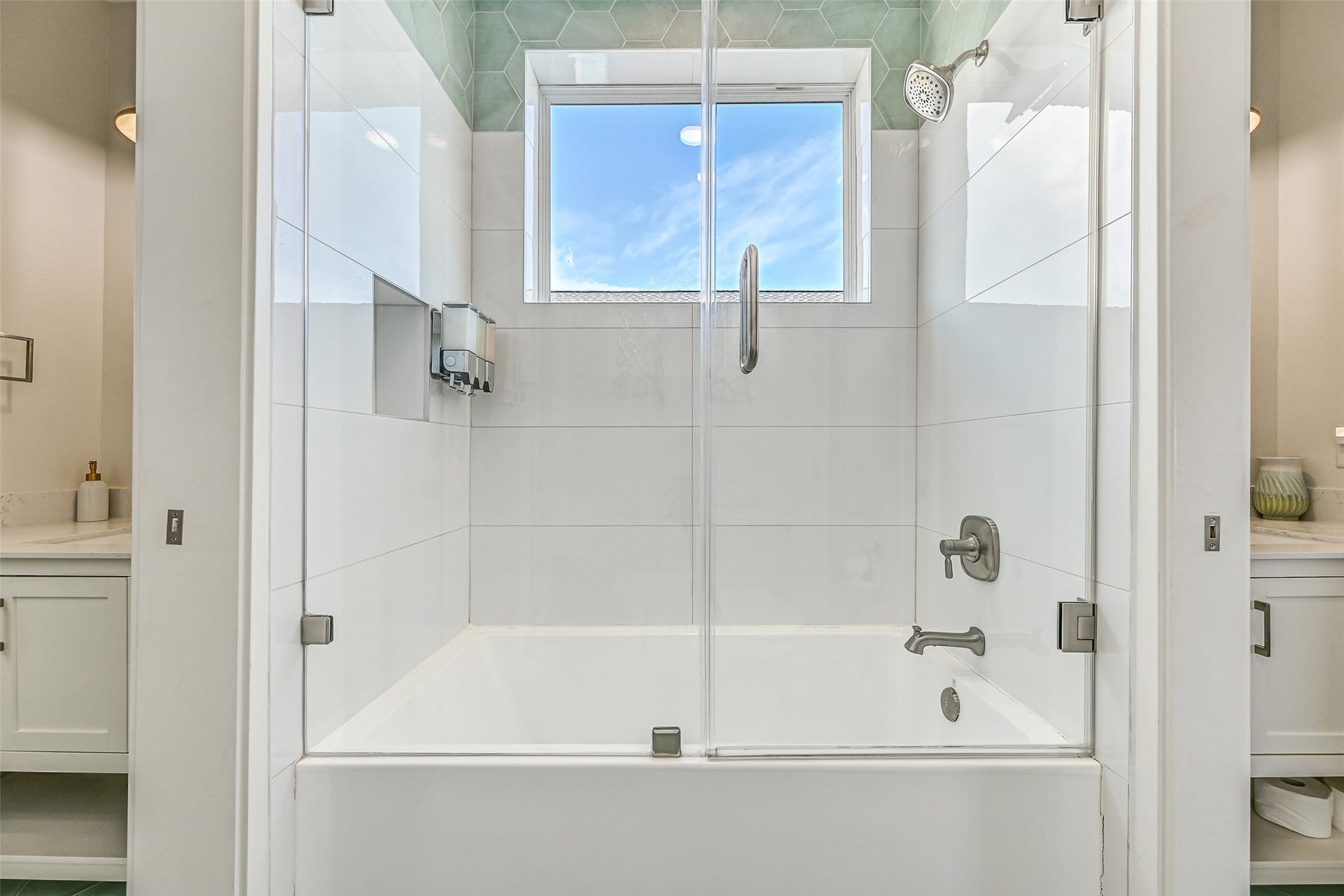 4110 Isla Del Sol, Galveston, TX 77554 4110 Isla Del Sol, Galveston, TX 77554