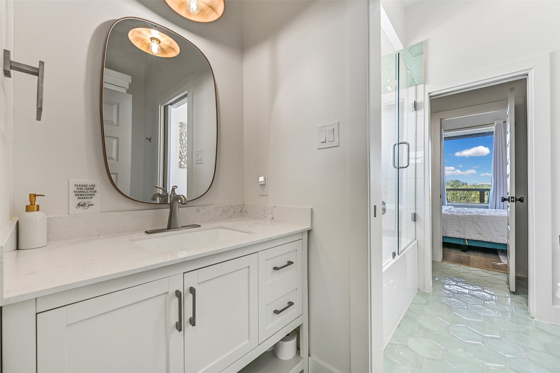4110 Isla Del Sol, Galveston, TX 77554 4110 Isla Del Sol, Galveston, TX 77554
