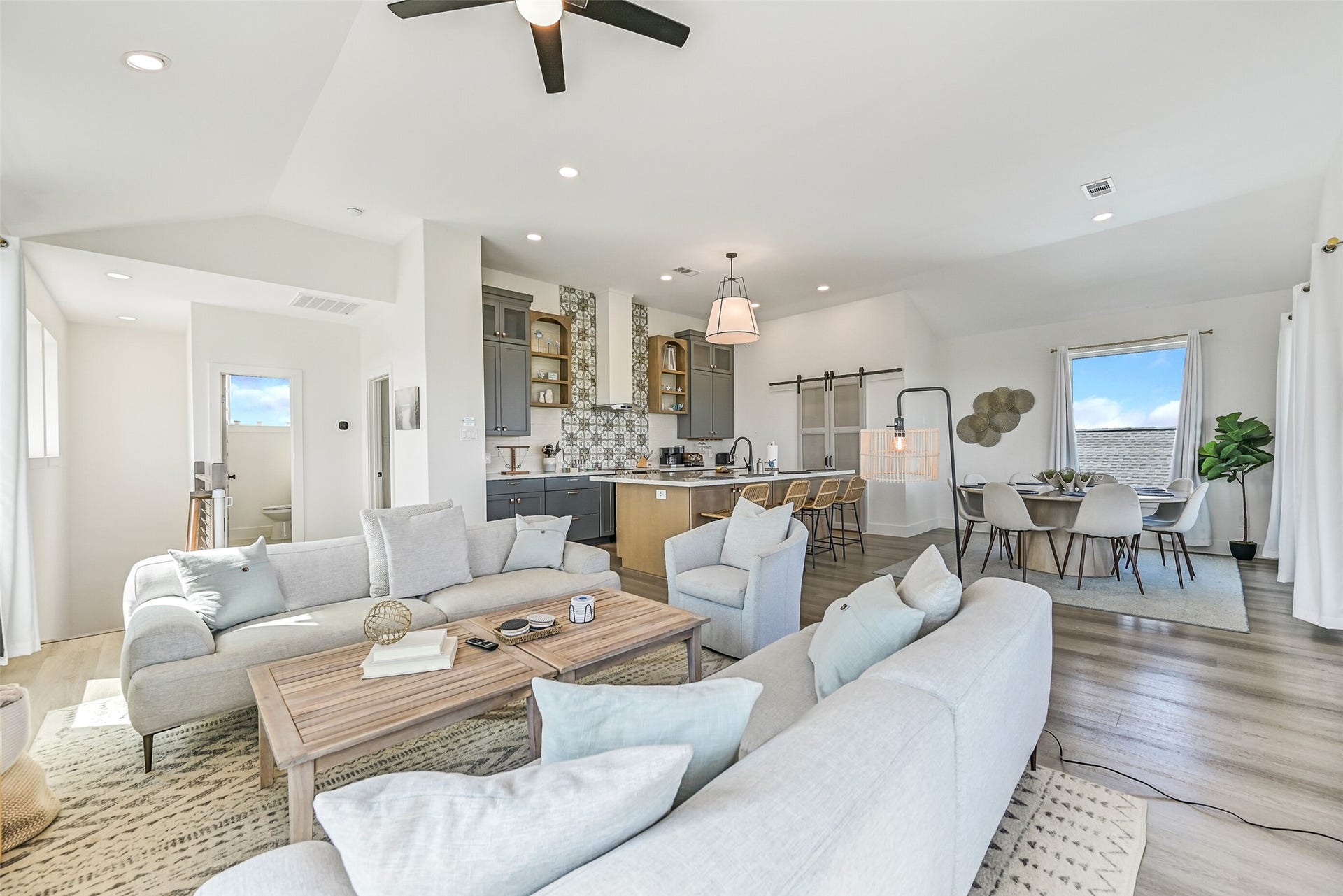 4110 Isla Del Sol, Galveston, TX 77554 4110 Isla Del Sol, Galveston, TX 77554