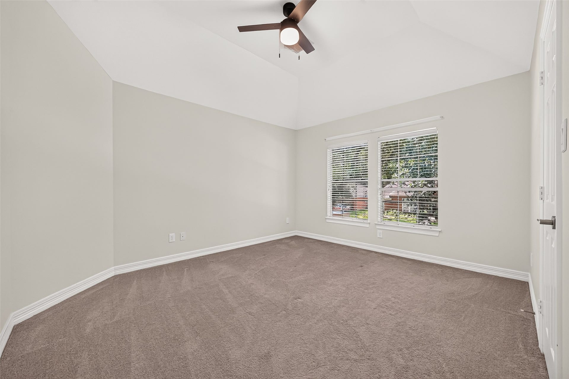 2019 Westshore Drive, Missouri City, TX 77459 2019 Westshore Drive, Missouri City, TX 77459
