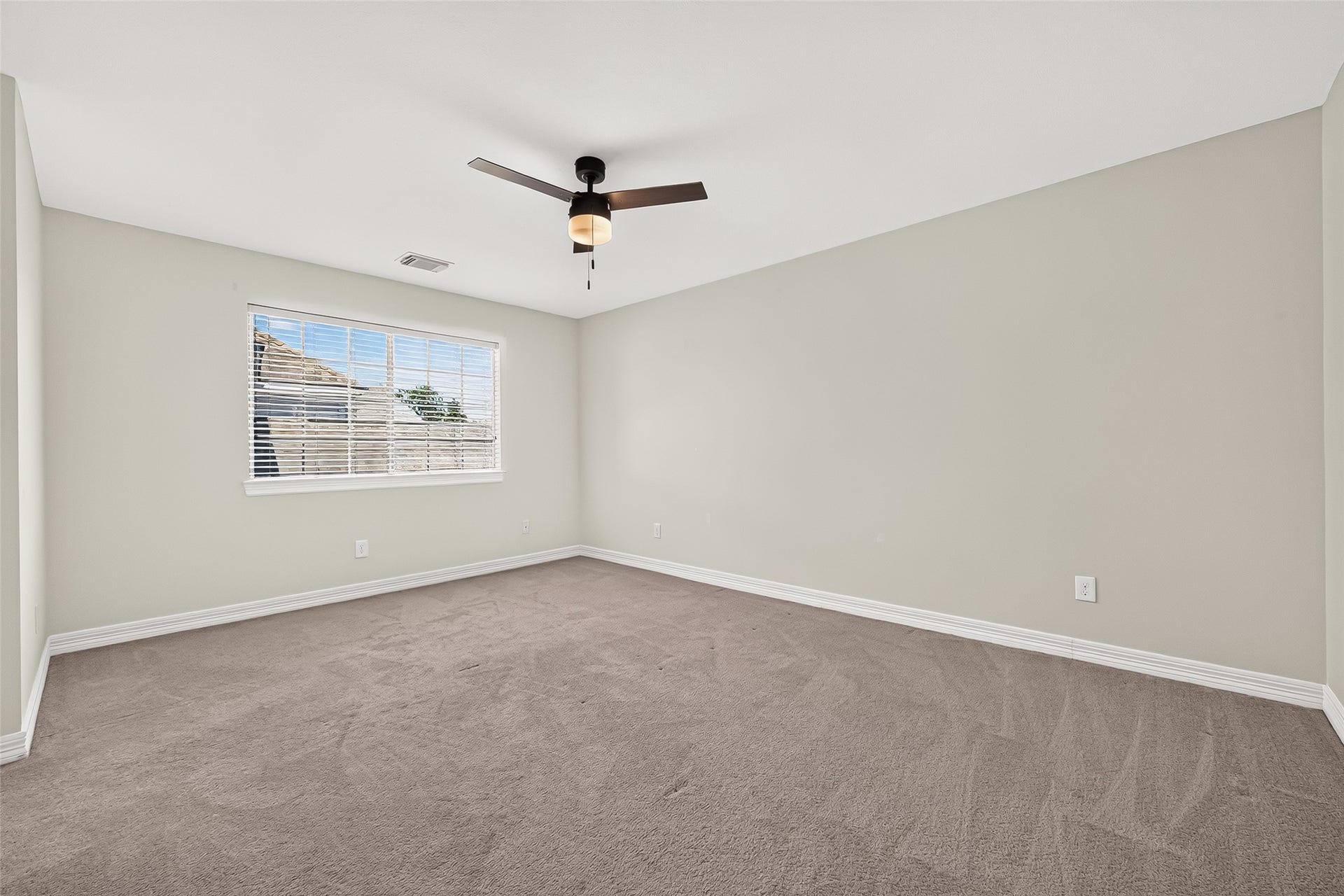 2019 Westshore Drive, Missouri City, TX 77459 2019 Westshore Drive, Missouri City, TX 77459
