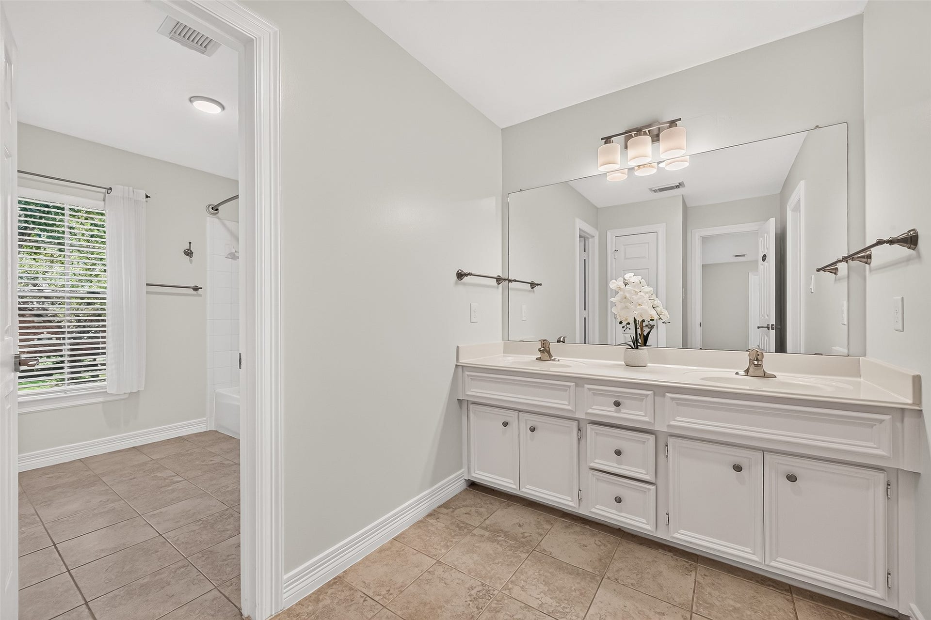 2019 Westshore Drive, Missouri City, TX 77459 2019 Westshore Drive, Missouri City, TX 77459