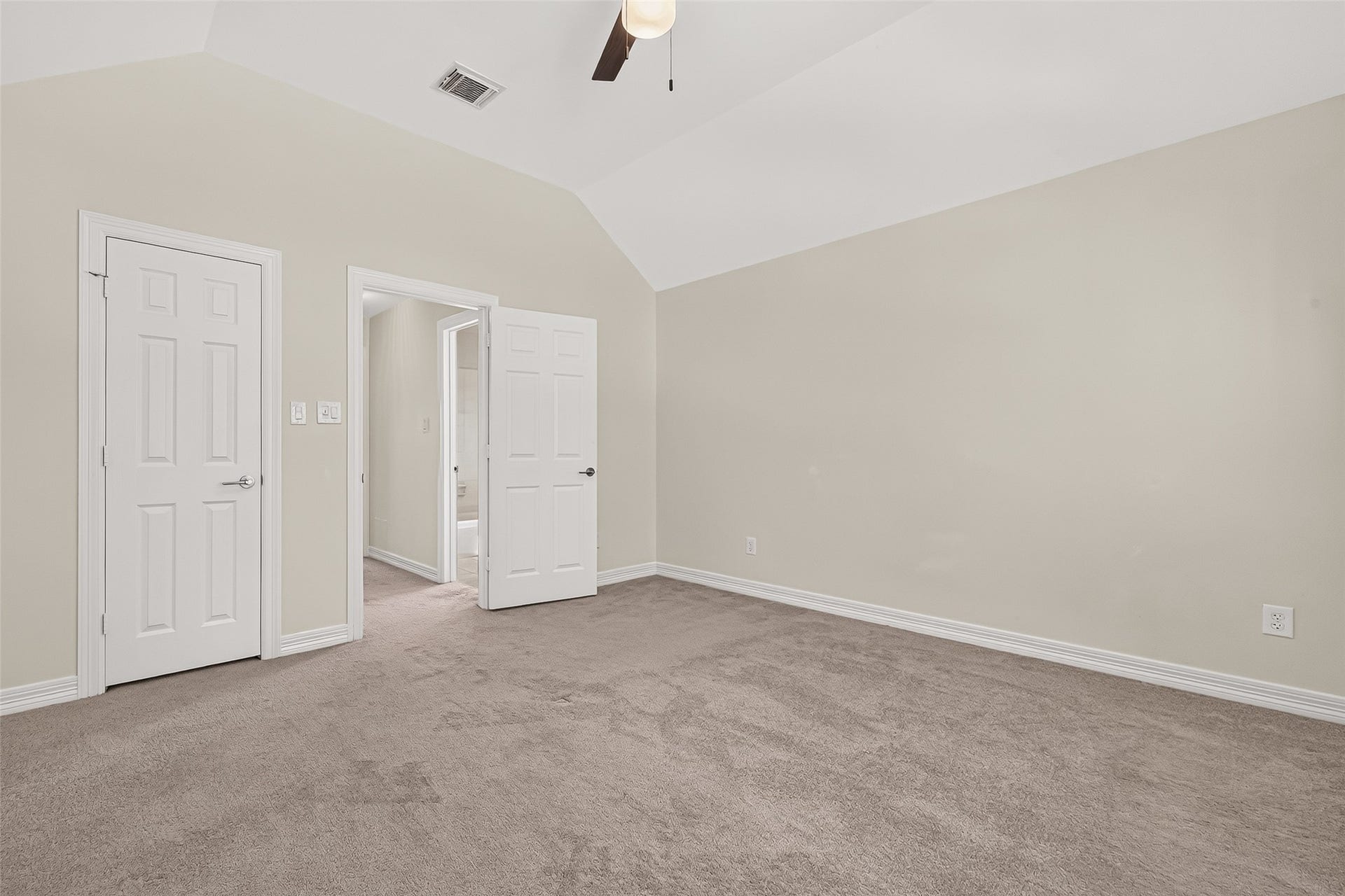 2019 Westshore Drive, Missouri City, TX 77459 2019 Westshore Drive, Missouri City, TX 77459
