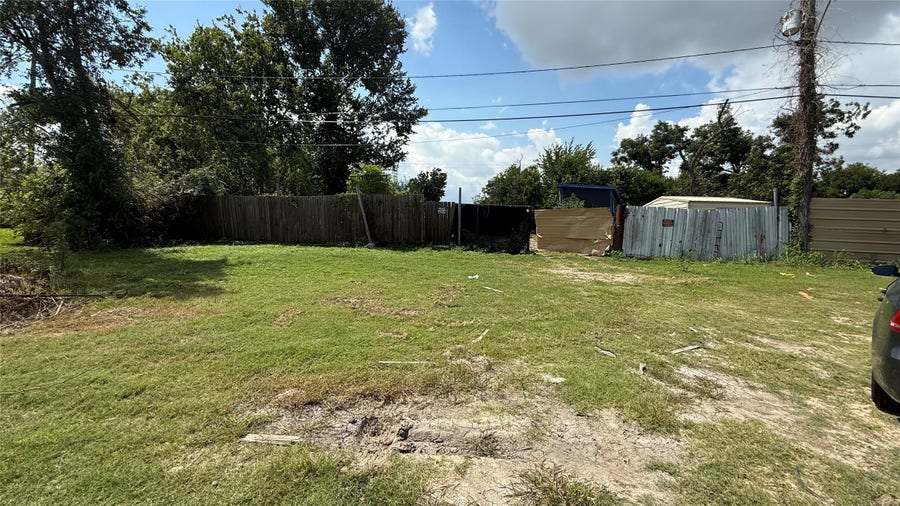 Property photo for 0 Hewrick, Houston, TX