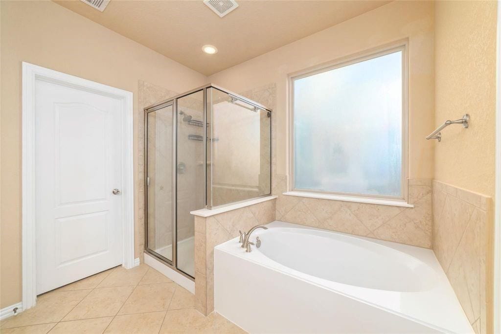 2051 Brodie Lane, Conroe, TX 77301 2051 Brodie Lane, Conroe, TX 77301