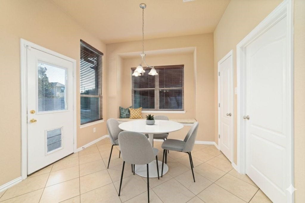2051 Brodie Lane, Conroe, TX 77301 2051 Brodie Lane, Conroe, TX 77301