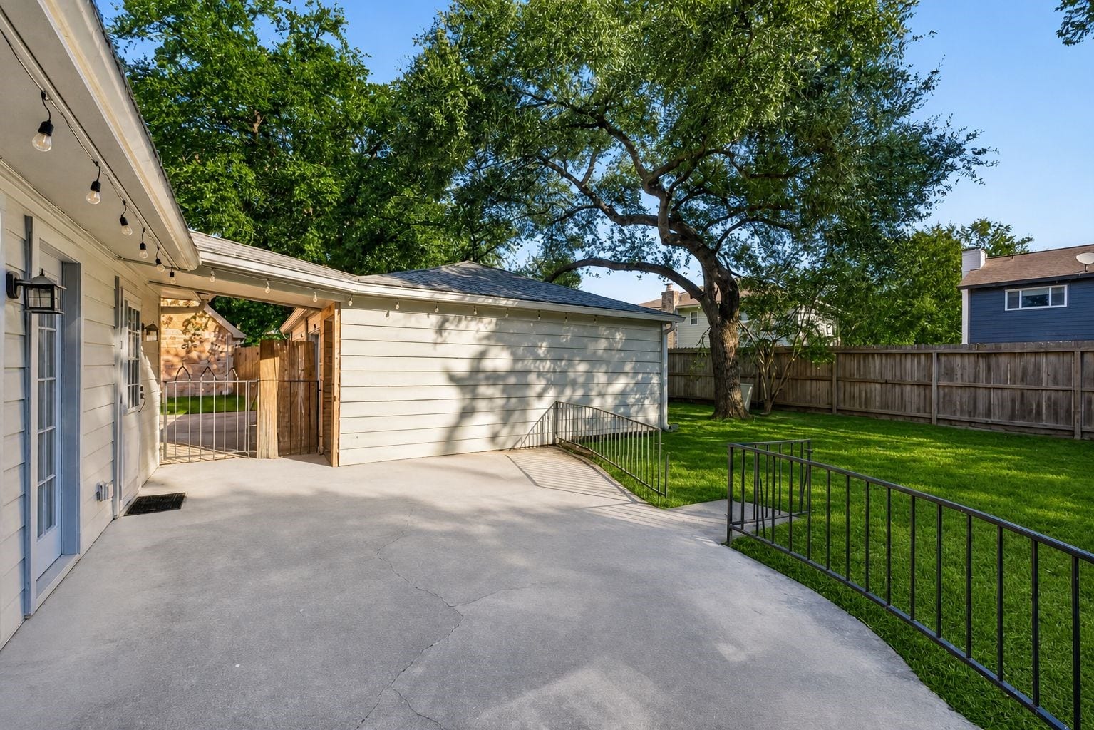4106 Cypresswood Drive, Spring, TX 77388 4106 Cypresswood Drive, Spring, TX 77388