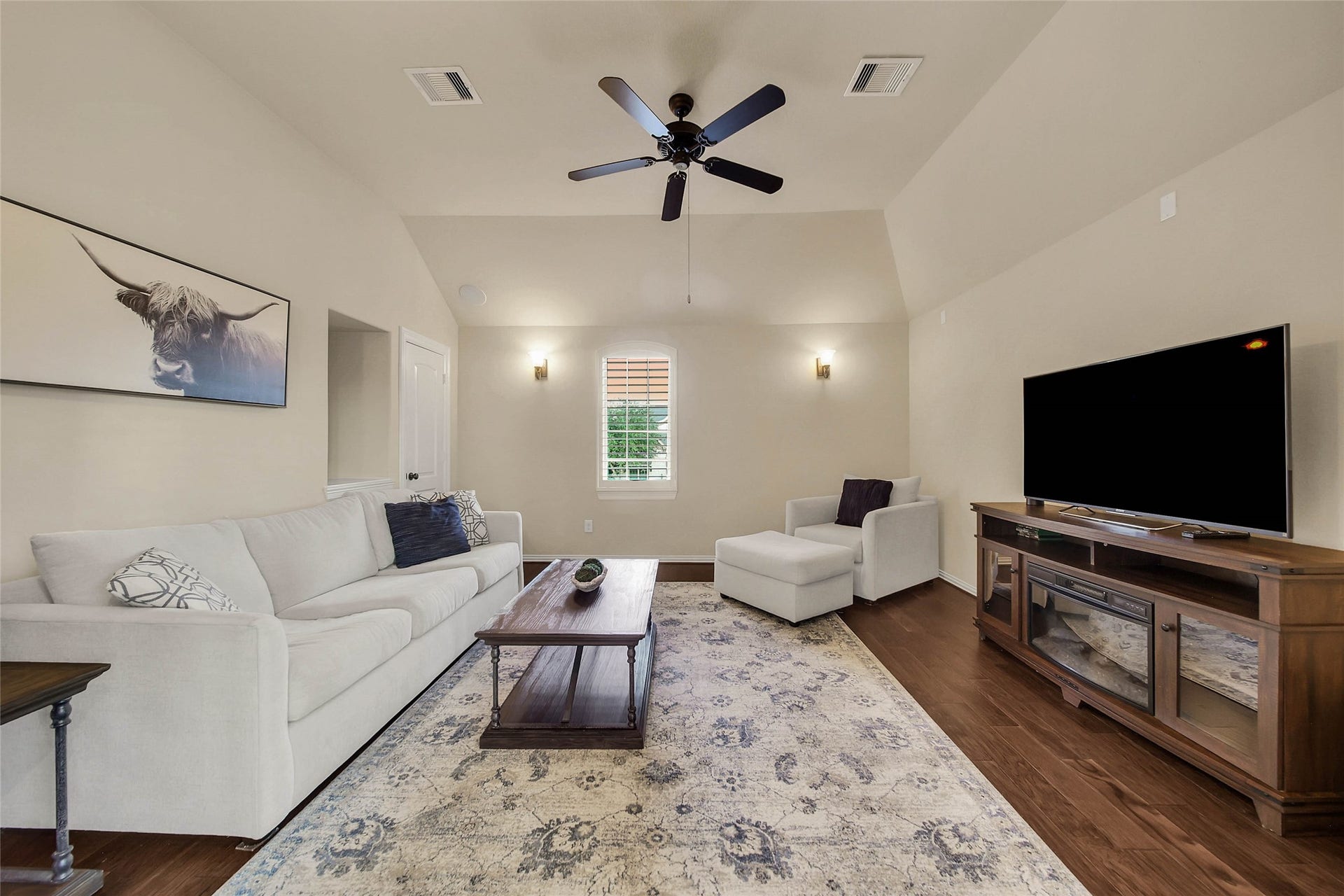 5318 Briarcliff Lane, Fulshear, TX 77441 Lights, Camera, Action! Media is wired for surroud sound.
