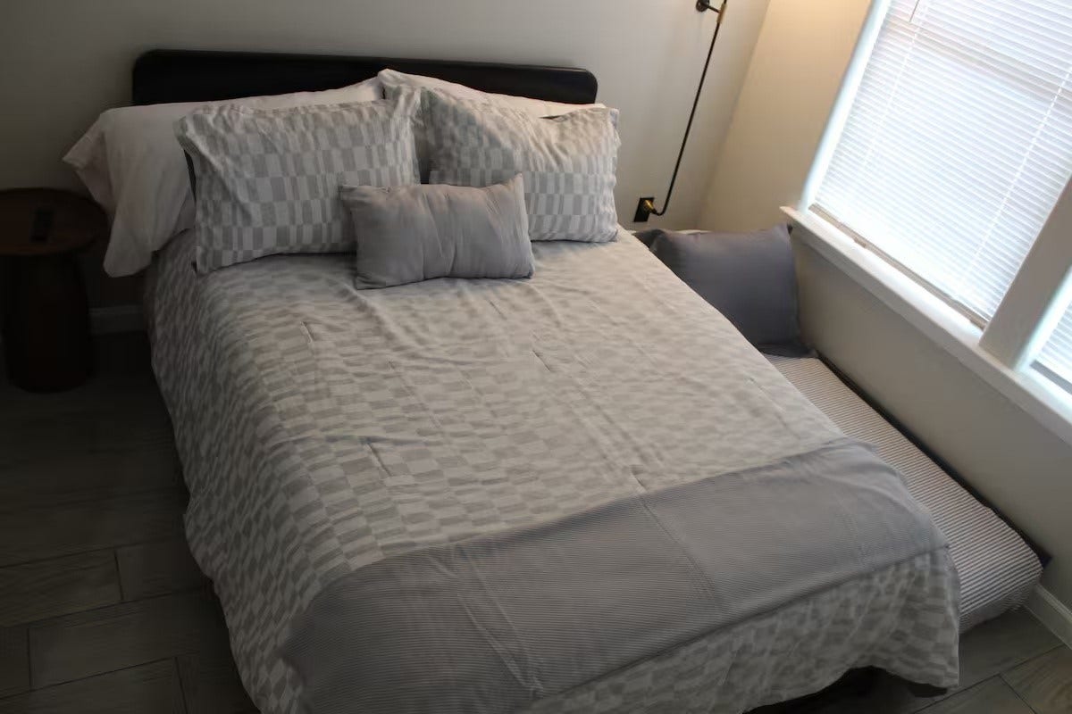 3221 Ennis Street, Houston, TX 77004 Bedroom