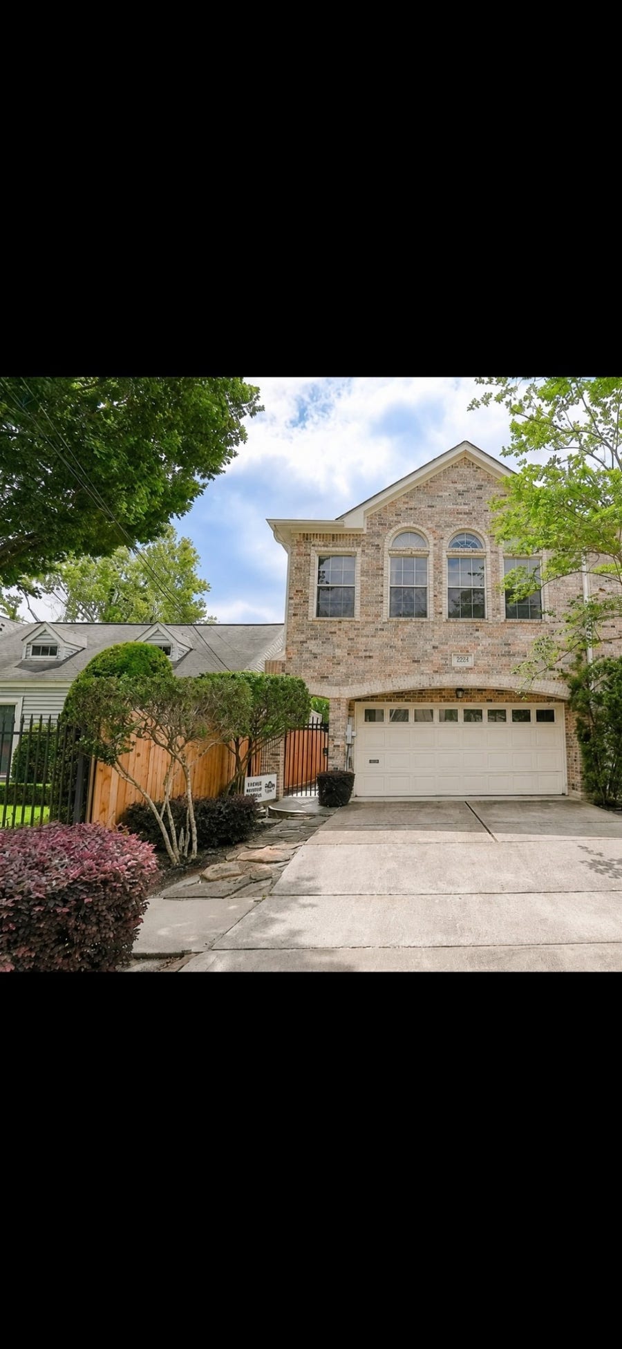 Property photo for 1735 Michigan Street, Houston, TX