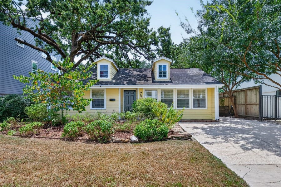 Property photo for 967 Lamonte Lane, Houston, TX