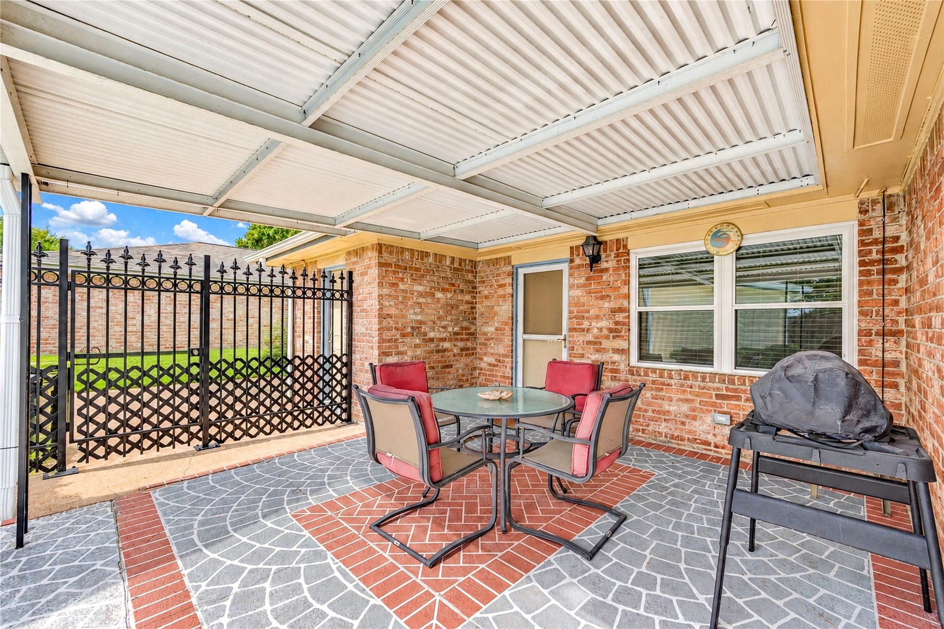 11403 Brook Meadows Lane, Meadows Place, TX 77477 11403 Brook Meadows Lane, Meadows Place, TX 77477