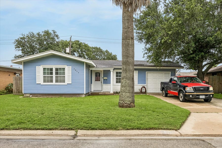 Property photo for 6605 Fairway Drive, Galveston, TX