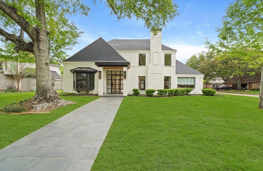 Property photo for 819 Silvergate Drive, Houston, TX