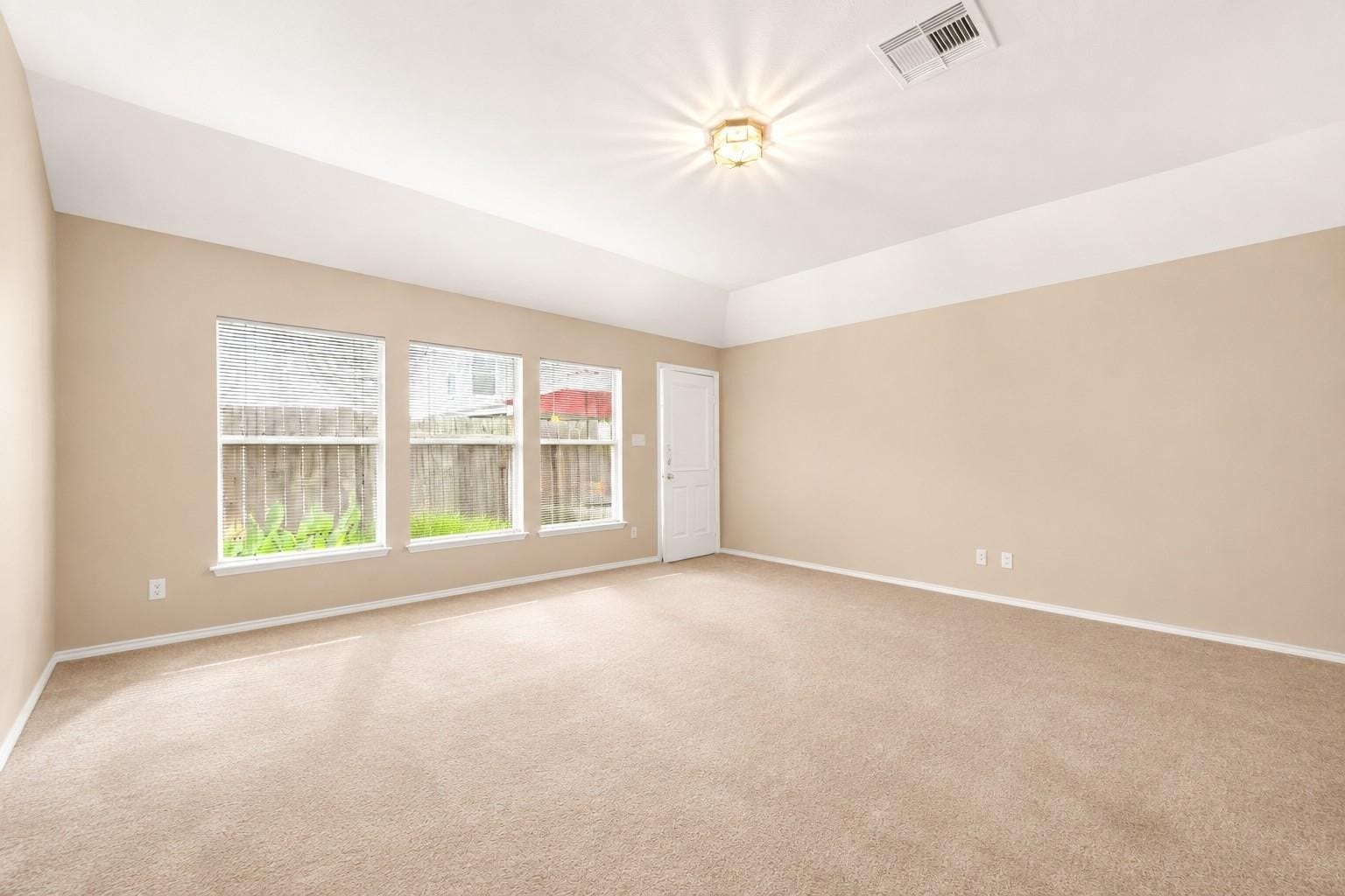 12830 Lodenbriar Drive, Houston, TX 77072 12830 Lodenbriar Drive, Houston, TX 77072