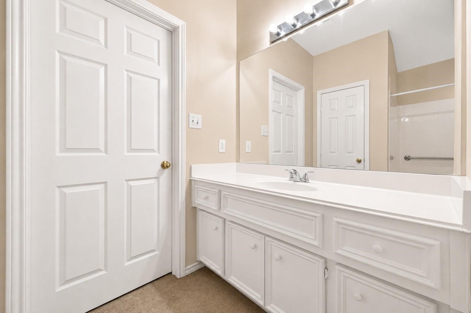 12830 Lodenbriar Drive, Houston, TX 77072 12830 Lodenbriar Drive, Houston, TX 77072