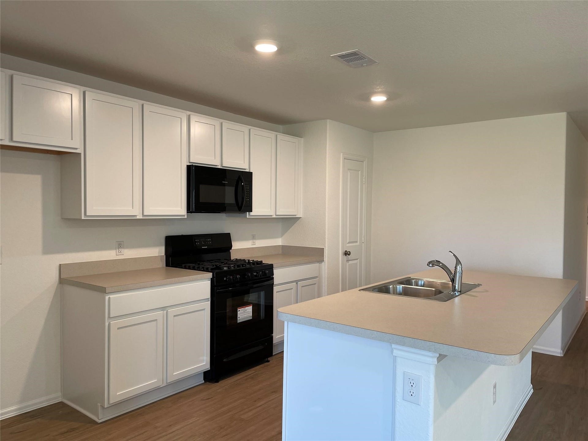 3411 Golden Amber Court, Richmond, TX 77406 3411 Golden Amber Court, Richmond, TX 77406