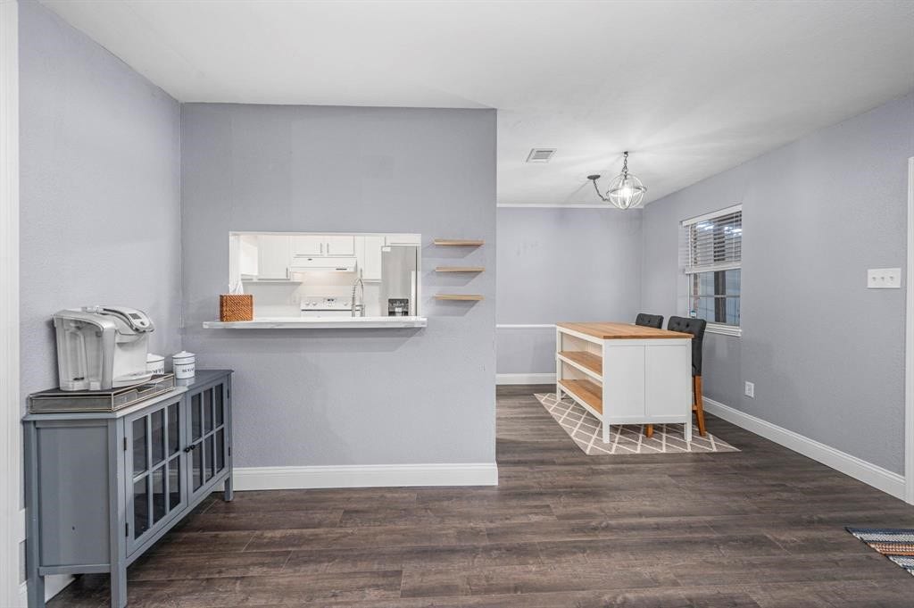 1371 Country Place Drive, Houston, TX 77079 1371 Country Place Drive, Houston, TX 77079