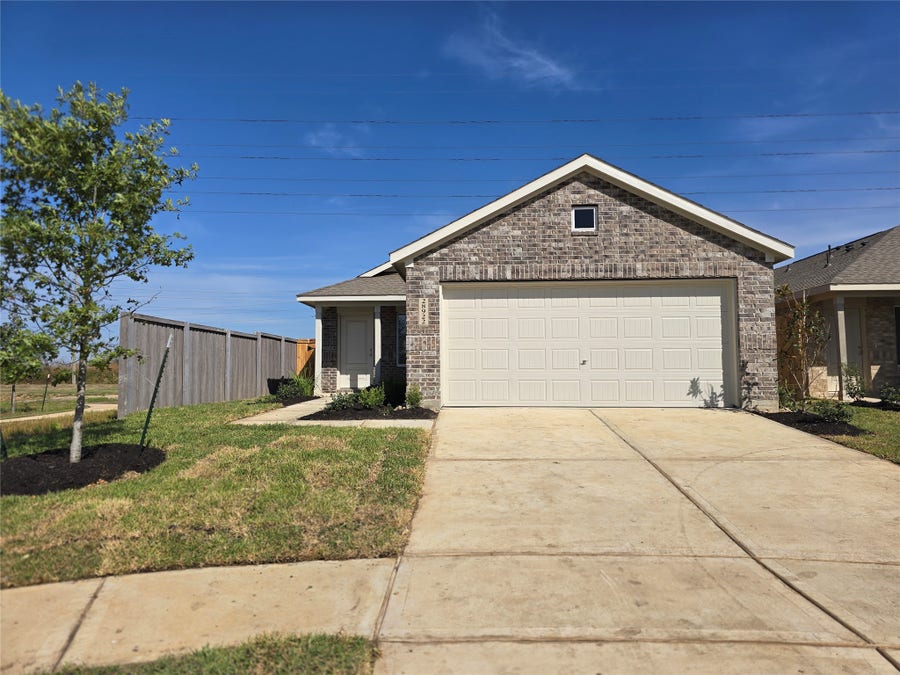 Property photo for 9214 Burch Eagle Court, Baytown, TX