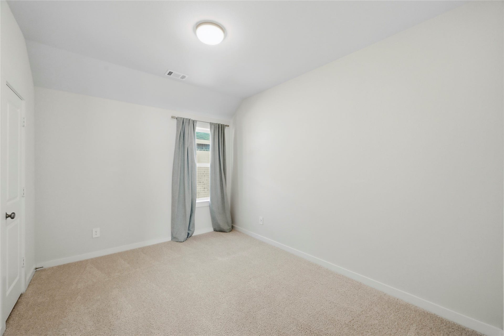 29821 Ellwood Lane, Fulshear, TX 77441 Bedroom 3.
