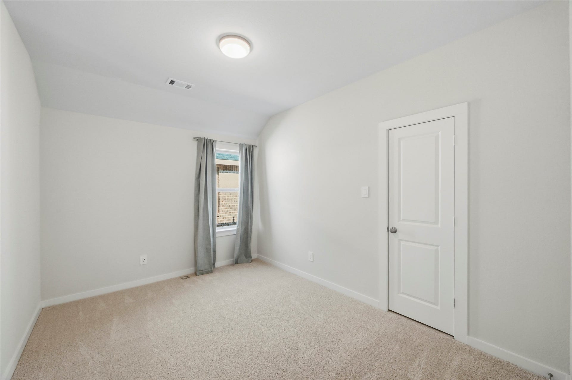 29821 Ellwood Lane, Fulshear, TX 77441 Bedroom 4.