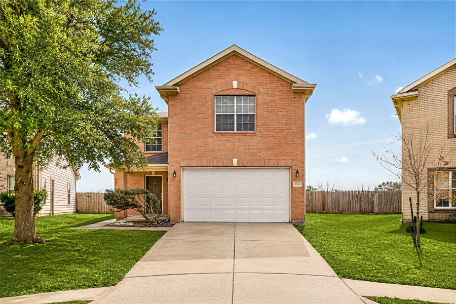 Property photo for 15435 Dillon Hill Circle, Houston, TX