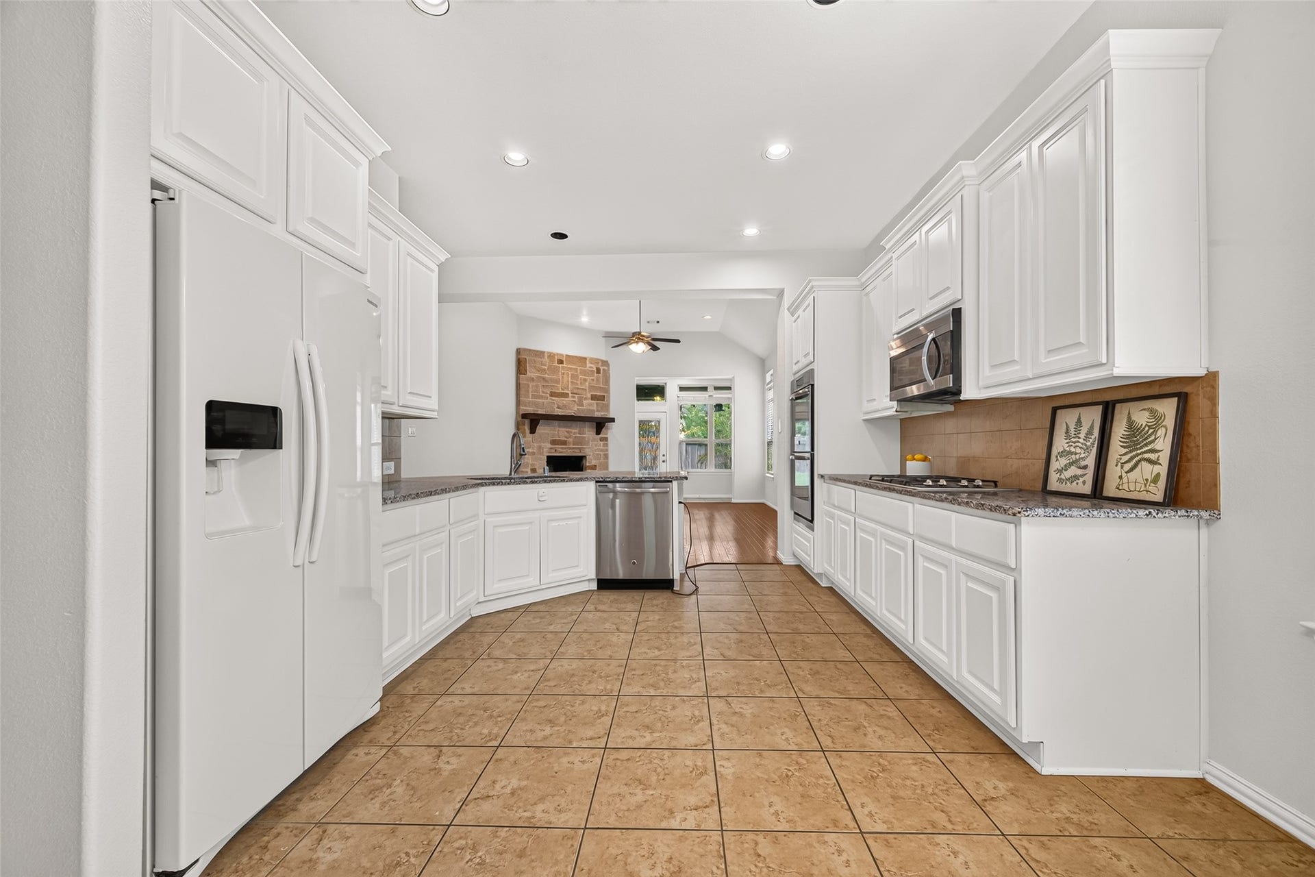 8155 Laughing Falcon Trail, Conroe, TX 77385 8155 Laughing Falcon Trail, Conroe, TX 77385