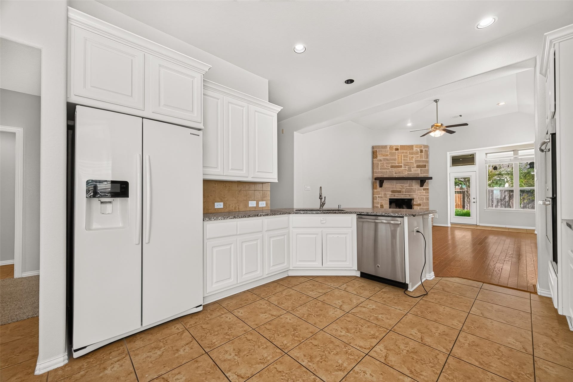 8155 Laughing Falcon Trail, Conroe, TX 77385 8155 Laughing Falcon Trail, Conroe, TX 77385